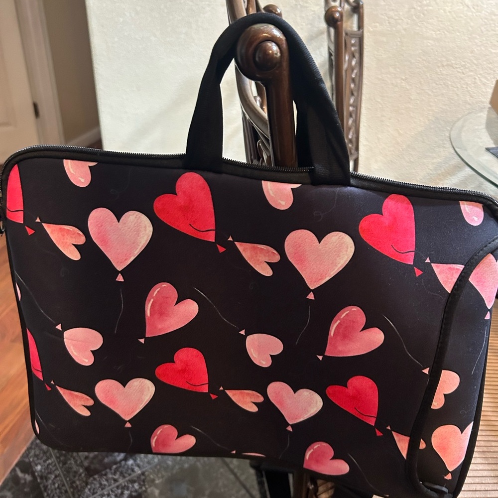 Heart Patterned Black and Pink Women's Laptop Bag
